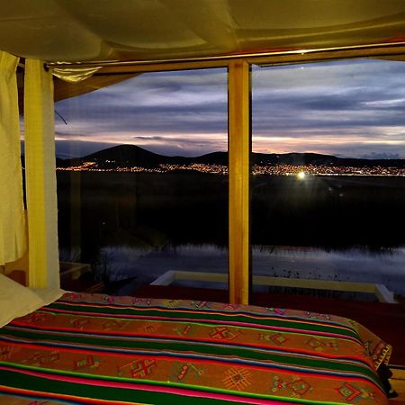 بونو Los Uros المظهر الخارجي الصورة