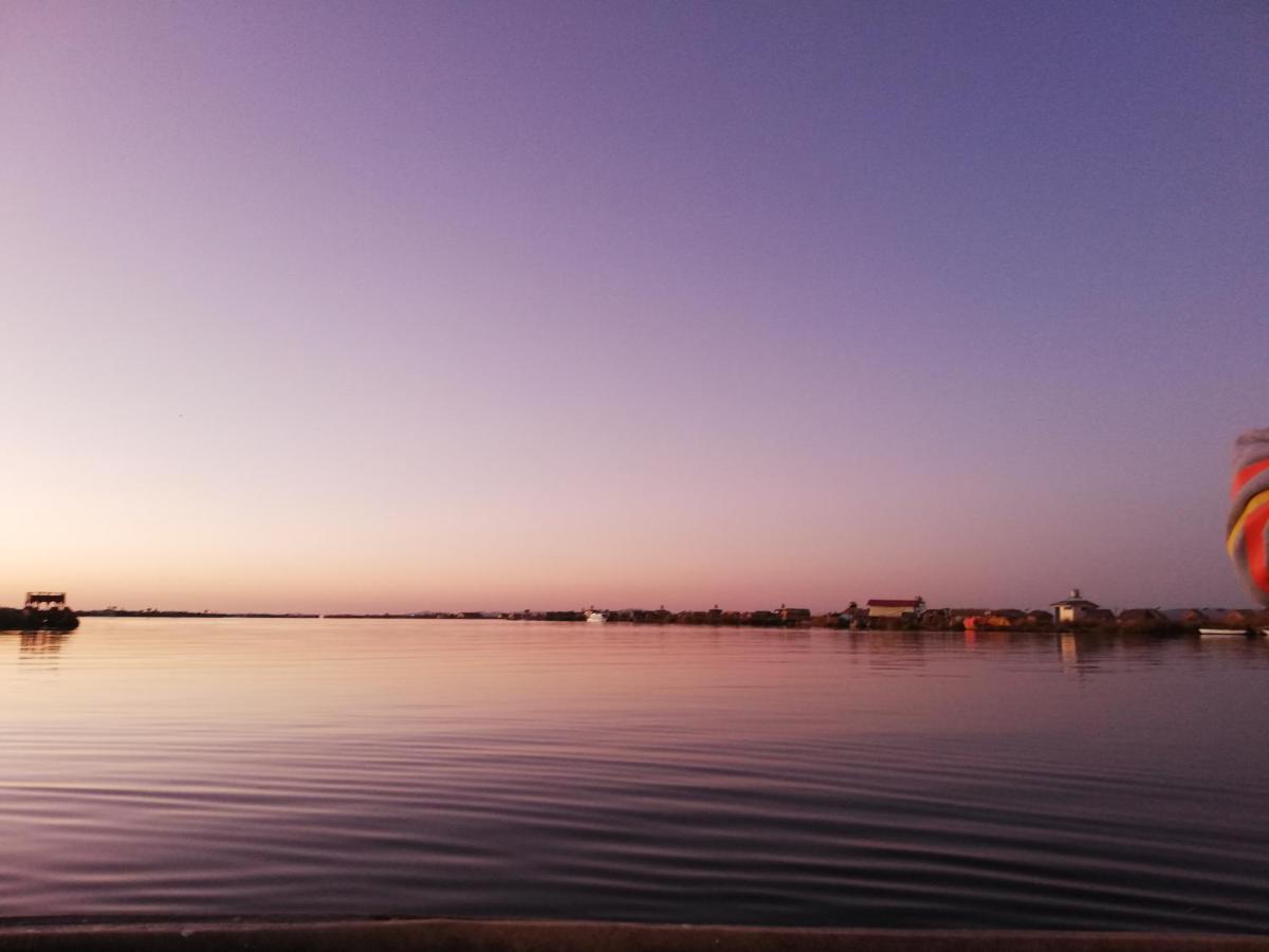 بونو Los Uros المظهر الخارجي الصورة