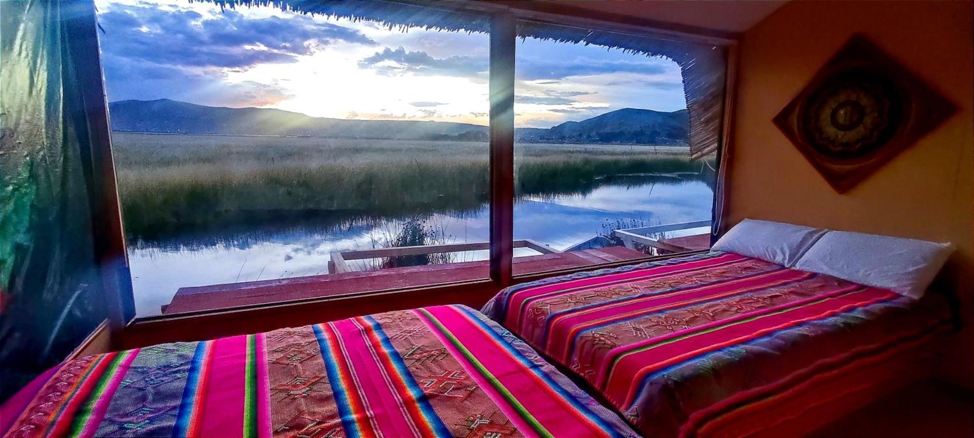بونو Los Uros المظهر الخارجي الصورة